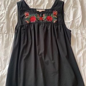 Cottagecore Sleeveless Blouse with Floral Detail